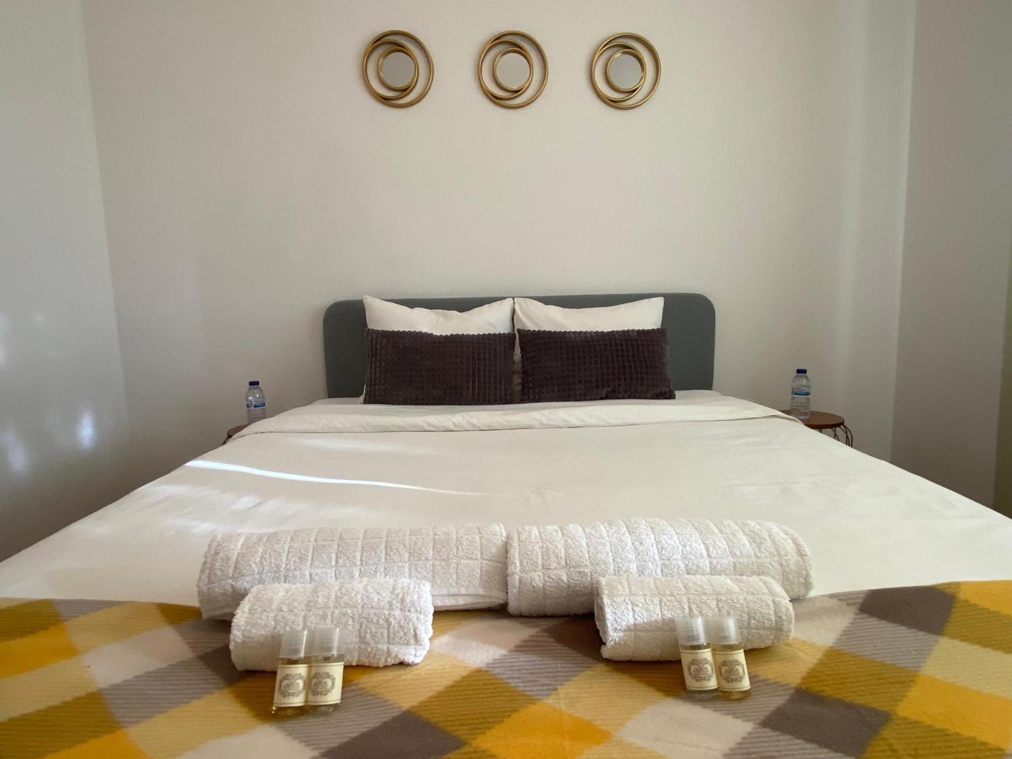 Almada Central Apartment Экстерьер фото